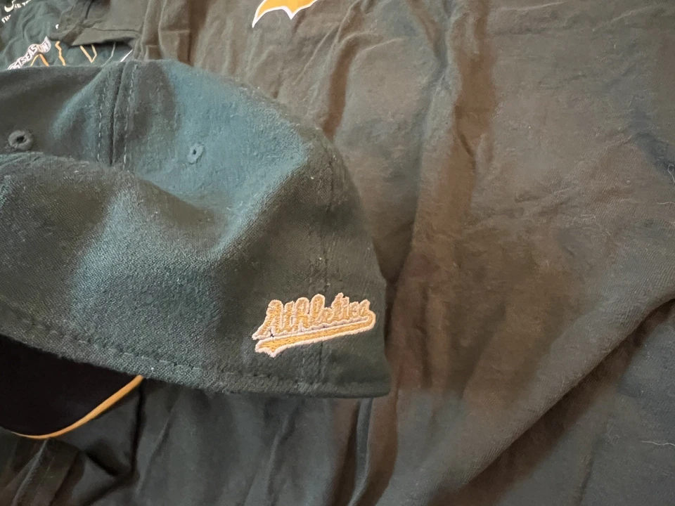 VINTAGE MLB OAKLAND ATHLETICS A'S STRETCH FIT L/XL HAT CAP, 2 Shirts and Flag - Image 3 of 4