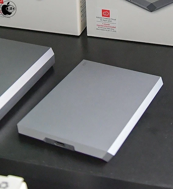 LaCie Mobile Portable External Hard Drive 2TB USB-C Space Gray STHG2000402-RC - Image 4 of 4