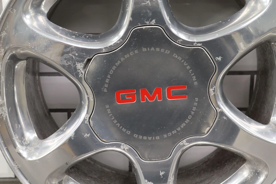 2001 GMC Sierra C3 Set of 4 17x7.5 Fully Polished Wheels *See Photos* - Imagem 3 de 4