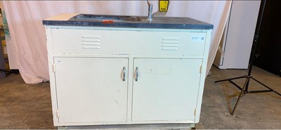 4' Laboratory Sink Casework w Eyewash & Basin(S6LLST2269)