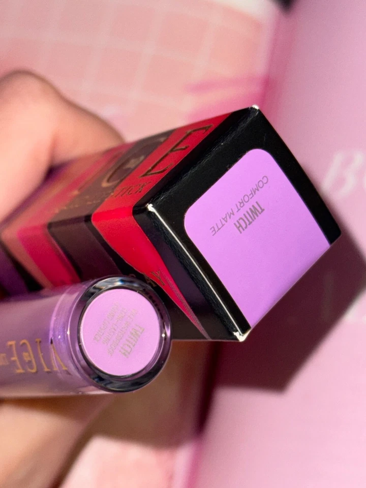 LÁPIZ LABIAL LÍQUIDO Urban Decay Vice impermeable de larga duración *elige* Foto 2 de 3