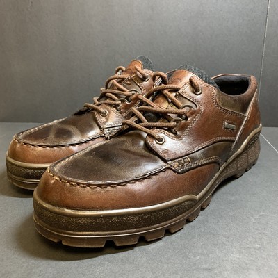 men's ecco track ii moc low