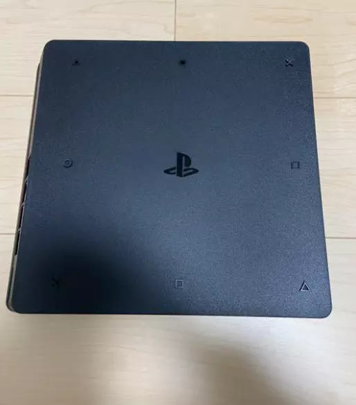 Sony Playstation 4 PS4 500B CUH-2000A Jet Black Console Only Fedex
