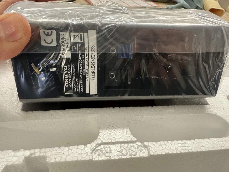 Onkyo HTS3705 ohne Receiver HTP358 (2xSKR558 1xSKC3911xSKW358 1xSKF558 1x fehlt) - Bild 4 von 4