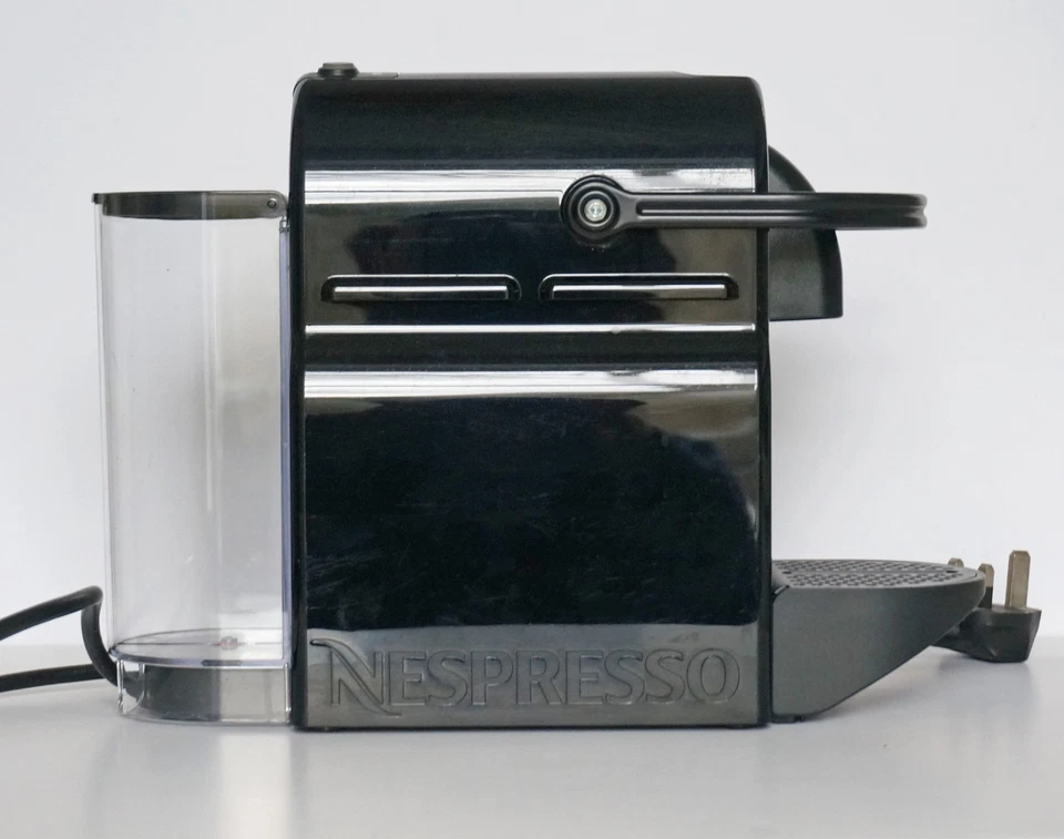 Nespresso Magimix Inissia (M105) Coffee Machine - Black + Instructions - working, photo 1 of 5