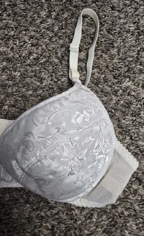 Sujetador De Colección Gilligan O’Malley Blanco Acolchado Balconette Push-Up Mancha Talla 36B Foto 4 de 4