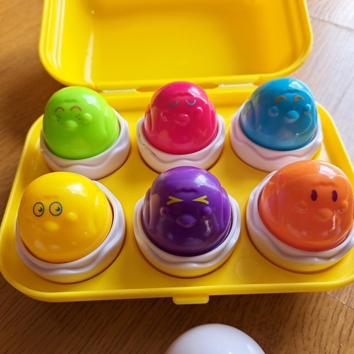 1993 Vintage Tomy Hide N Squeak Eggs Shape Color Sorting Toy Carton Learning Toy