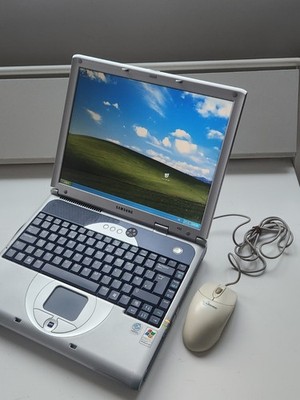 Retro Windows XP Laptop Intel Celeron Samsung V25, 20GB HDD, 256MB RAM, lesen 