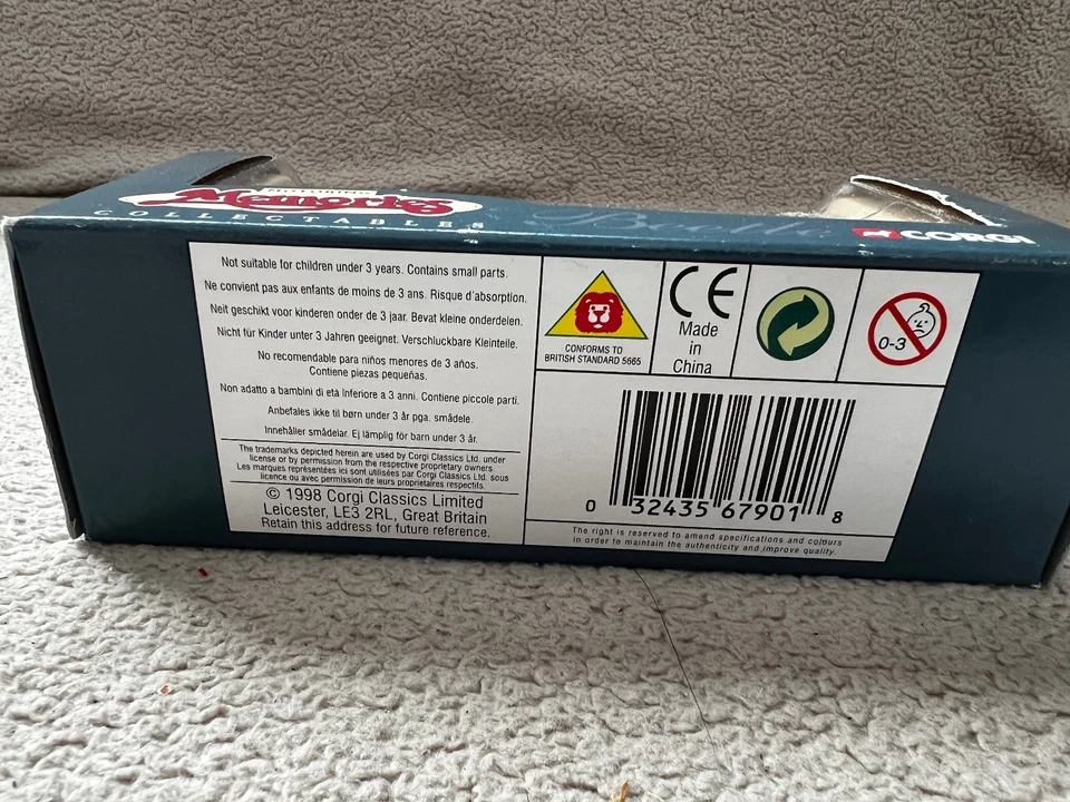 CORGI Yoo-Hoo Online Only Volkswagen Bug 1200 Saloon VW Beetle 1/43 - Image 4 of 4