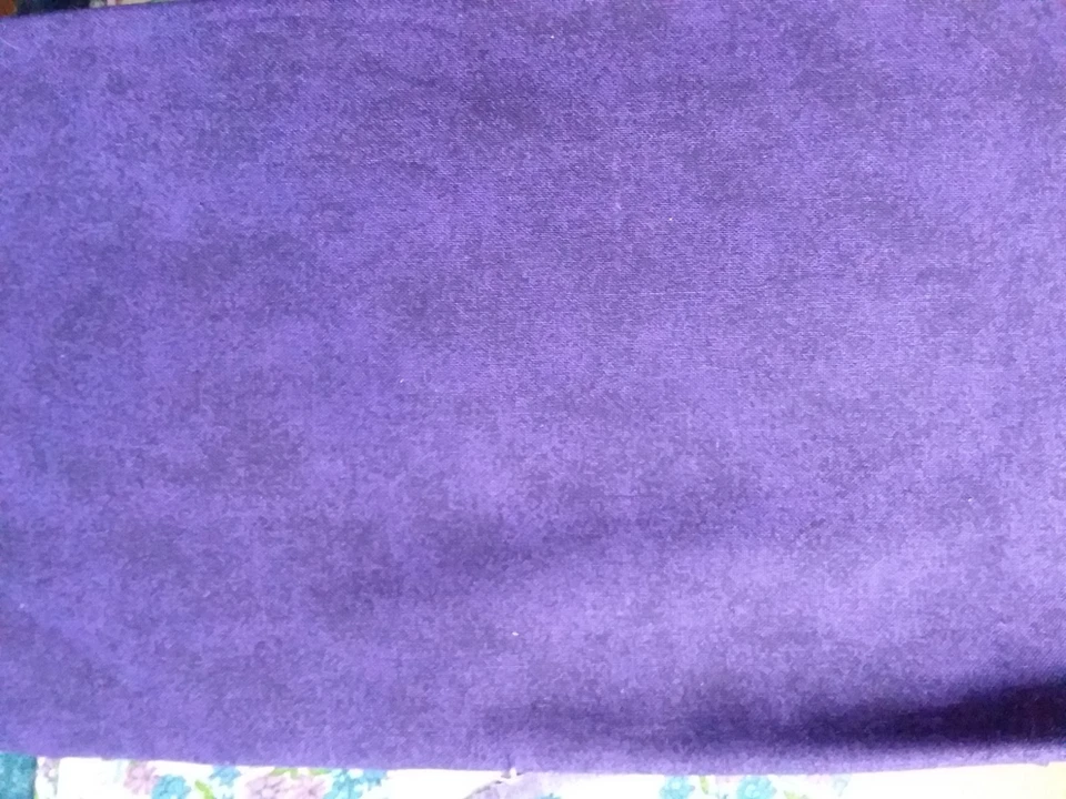 Fabric-cotton-Stash Starter quilting Exotic Batik 1 yard  plus 4 other fabric - Image 3 of 4