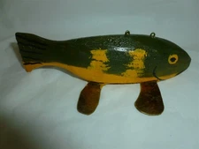 Vintage 5-1/2 Inch Wood Unsigned Ice Spearing Decoy  Lot N-317