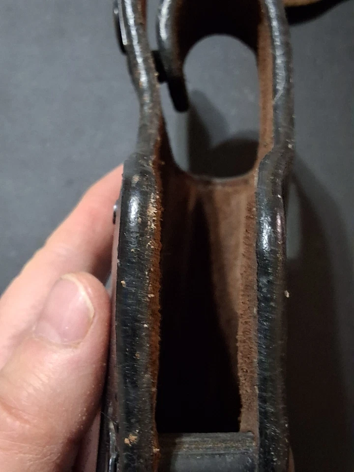 FUNDA PALETA GALCO FP 8046 CUERO NEGRO R/H Foto 4 de 4