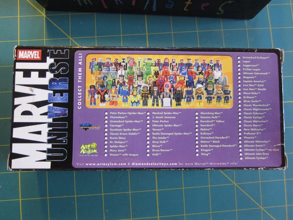 Marvel Paquete de 4 Minimates Ultimate Spider Man Peter Parker Kingpin Bullseye Sin usar, en caja sellada Foto 2 de 3