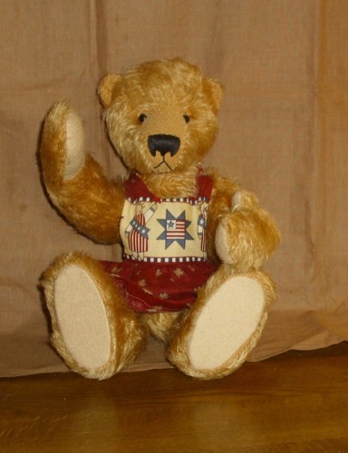 Künstlerteddy, Mädchchen, Schild: Just for you, Hände mit abgenähtem Daumen, - Picture 2 of 7