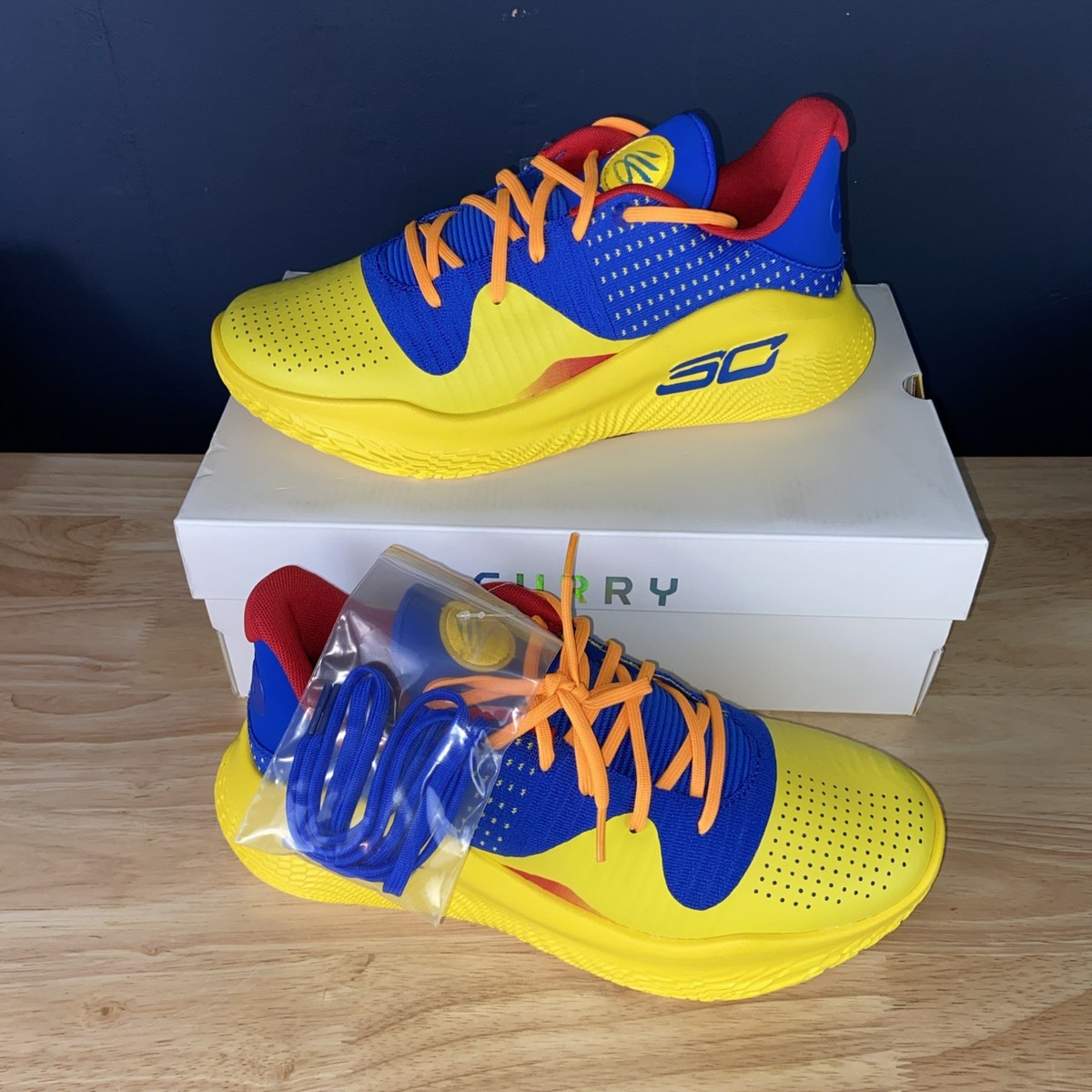 Under Armour Curry 4 Low Flotro UA Curry Jam Size 10.5 Balcony