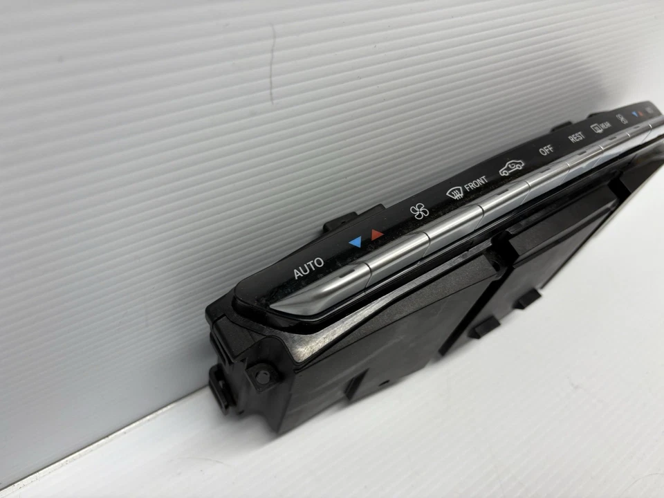 07-14 Interruptor de control de clima de calefacción de aire acondicionado Mercedes W221 S550 S400 CL550 OEM Foto 2 de 4