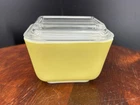 Vintage PYREX 501-B Verde Yellow Refrigerator Dish 1-1/2 Cup & Lid