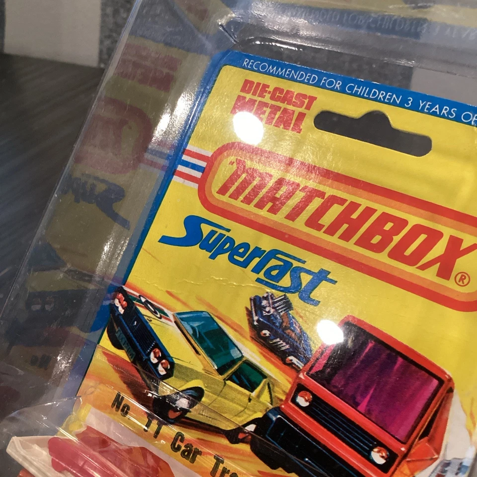Matchbox Lesney Superfast No11 BEDFORD CAR TRANSPORTER with RED/YELLOW/BLUE cars - Image 3 of 4