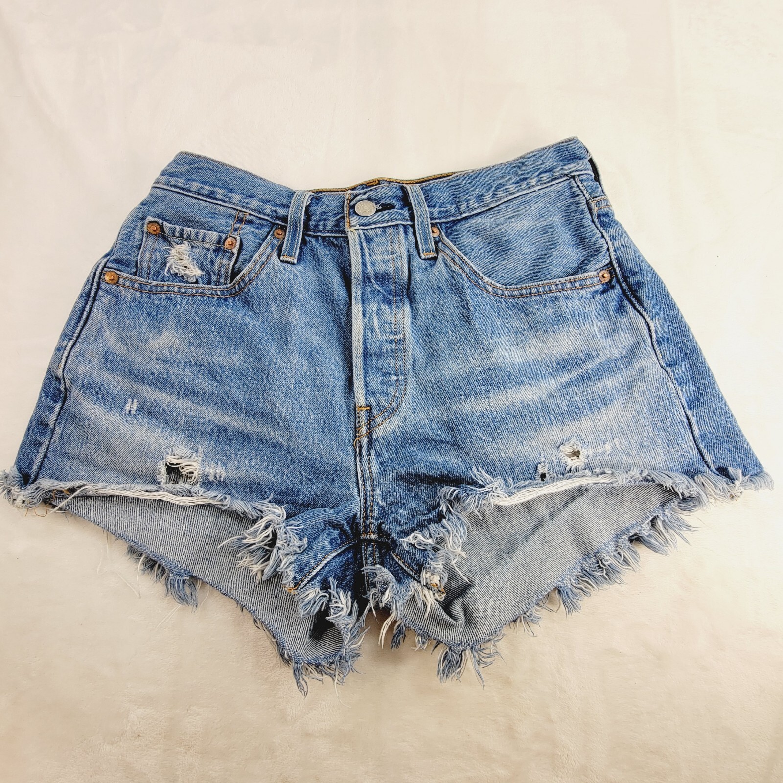 Levi’s Denim Cut Off Jean Shorts Women Size Waist 27 … Gem