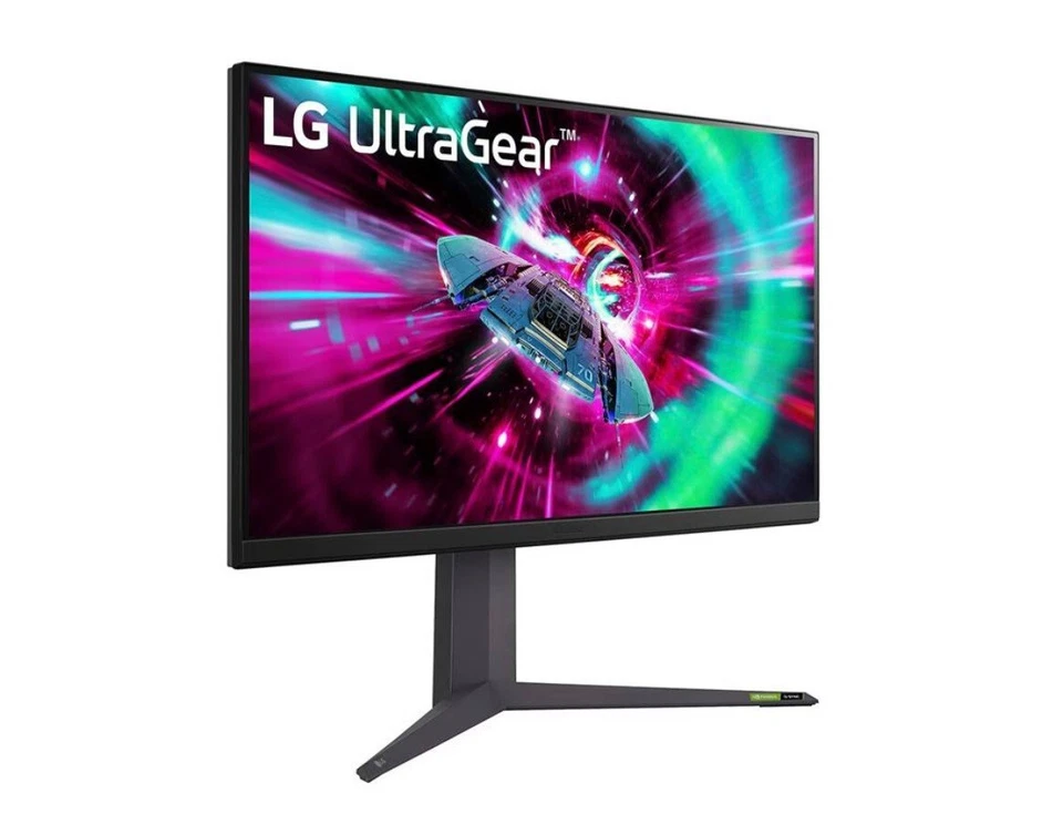 LG 27" UltraGear 27GR93U-B 4K UHD 144Hz FreeSync IPS 27in Monitor - Image 3 of 4