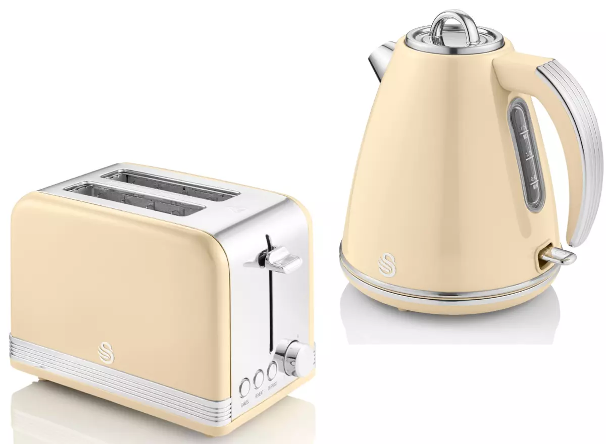 Swan retro kettle and clearance toaster