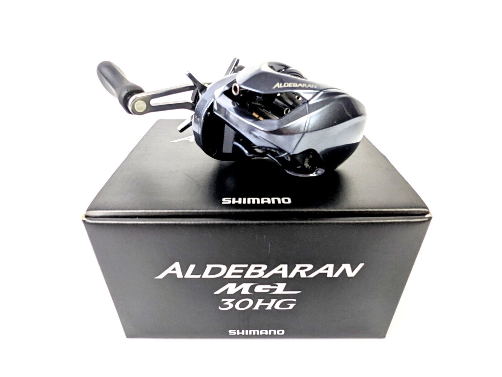 Shimano 18 Aldebaran MGL 30 Right Hand Saltwater Baitcasting Reel Made in  Japan