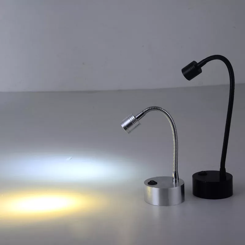 Battery clearance ceiling spotlight