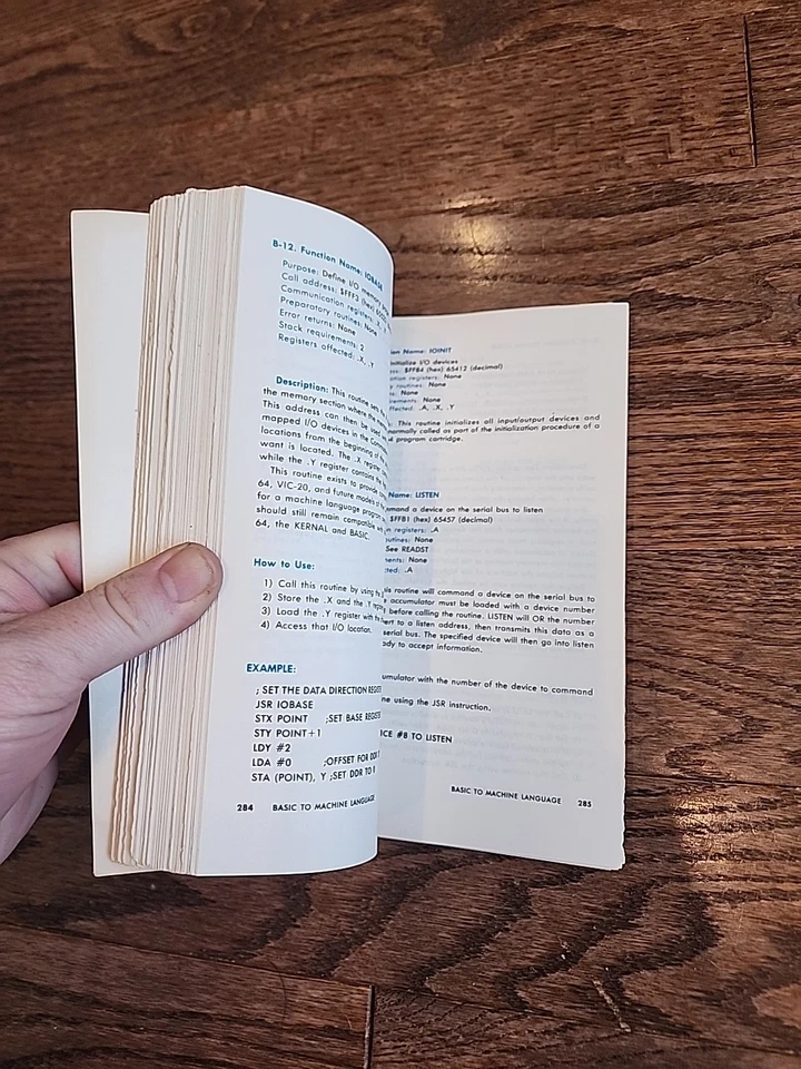 Лот из 3 книг Commodore 64, 2 брошюр магазина и гарантийный талон - Изображение 3 из 4