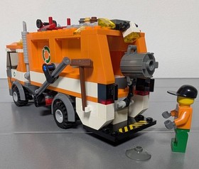 LEGO 7991 City Garbage Truck Recycling Minifig Building Set