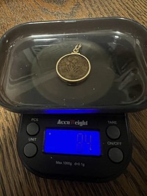Drei Pence Münze 1937 in 14K massiver Gelbgold Lünette 8,4 g. mit Münze B/O kein Schrott