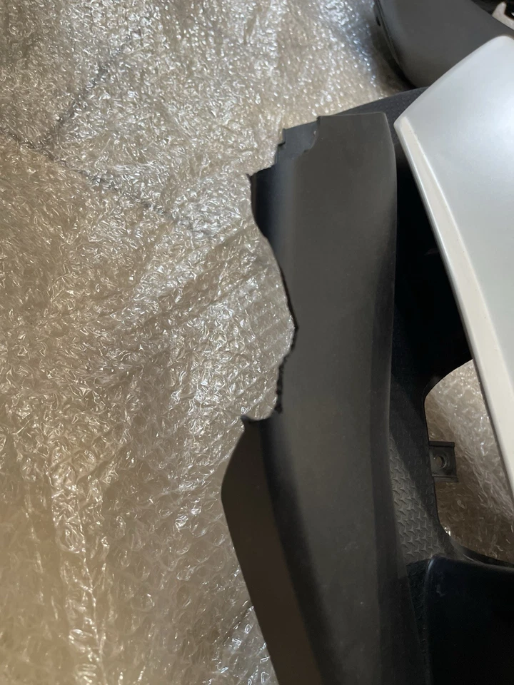 Carenado lateral derecho/Rh para una motocicleta Aprilia RS 660 2020 a 2024 pieza OEM Foto 4 de 4