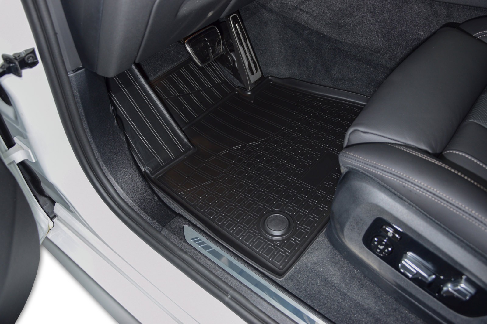 Tapis caoutchouc 3D bords hauts pour BMW X5 G05 voyage