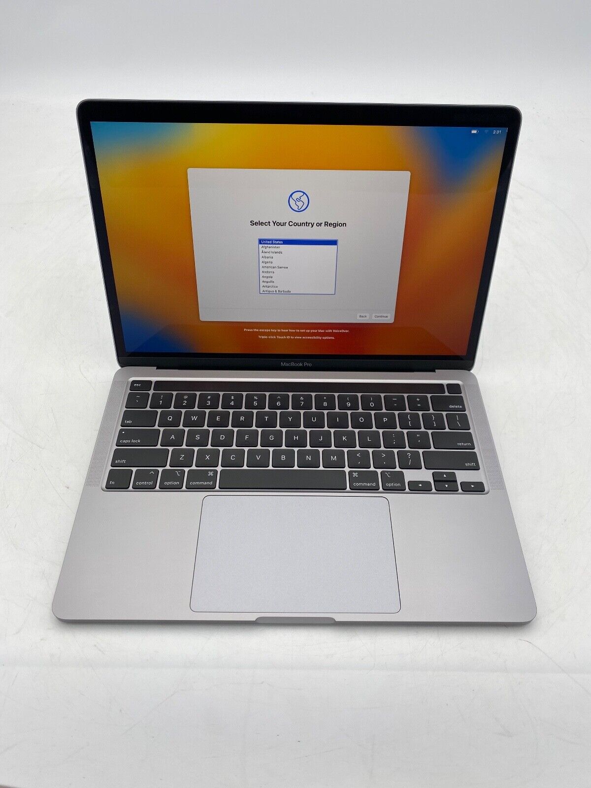 Apple MacBook Pro 2020 13" 2&period;3GHz i7 16GB  512GB SSD &vert;  Space Gray &vert; Very Good