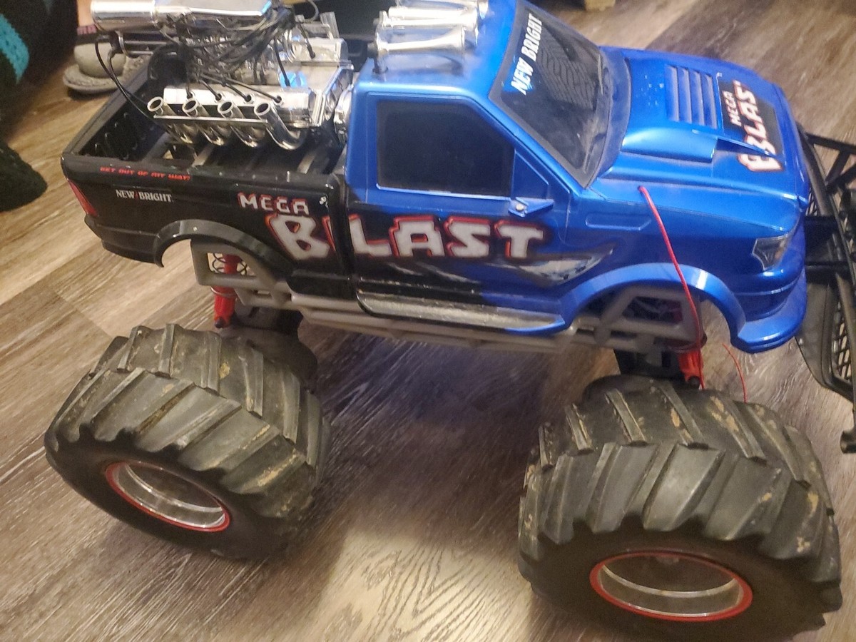 New Bright MEGA BLAST Blue R/C Monster Truck w/ Sound As-is Parts