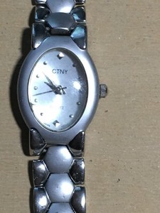 design watch online