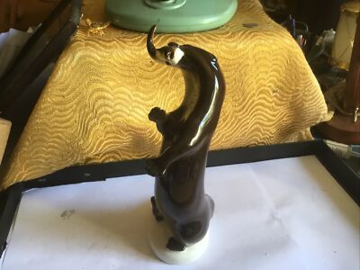 Seltene Vintage Porzellan Figur Otter mit Fisch von Lomonossow UdSSR