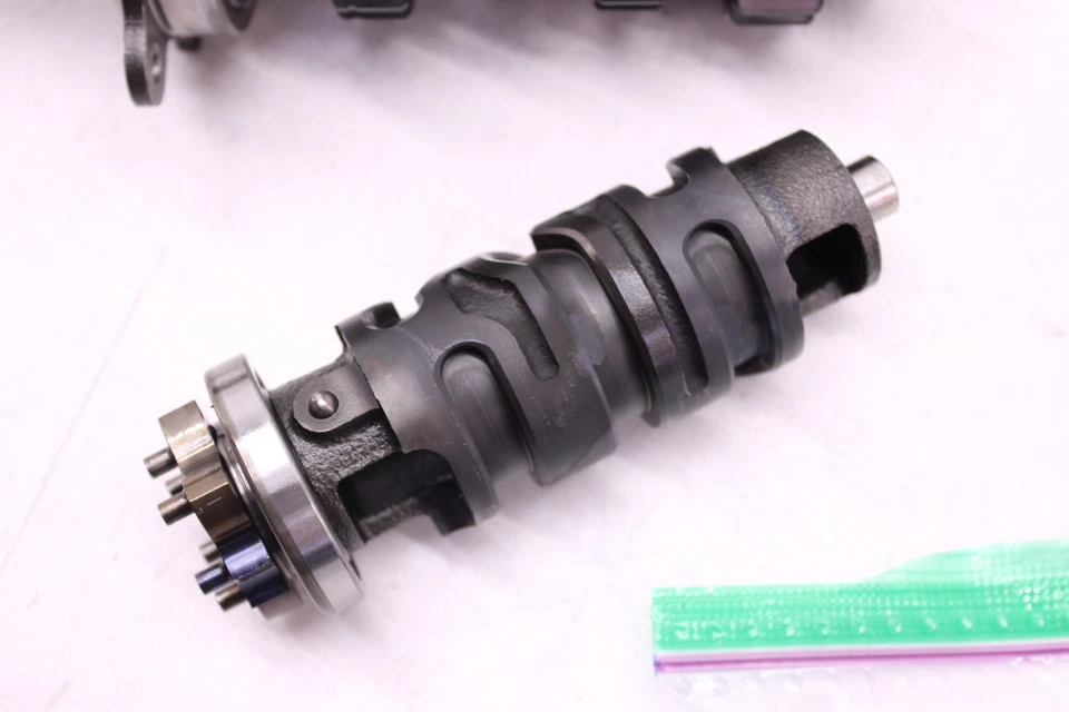 06-10 MOTOR YAMAHA YZF R6 TRANSMISIÓN TRANNY ENGRANAJES Foto 3 de 4