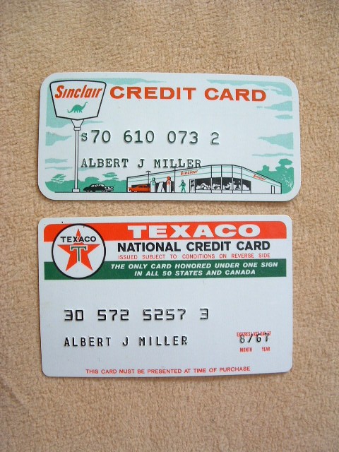 2) 1960's Gasoline Credit Card Sinclair & Texaco Oil Company Lot