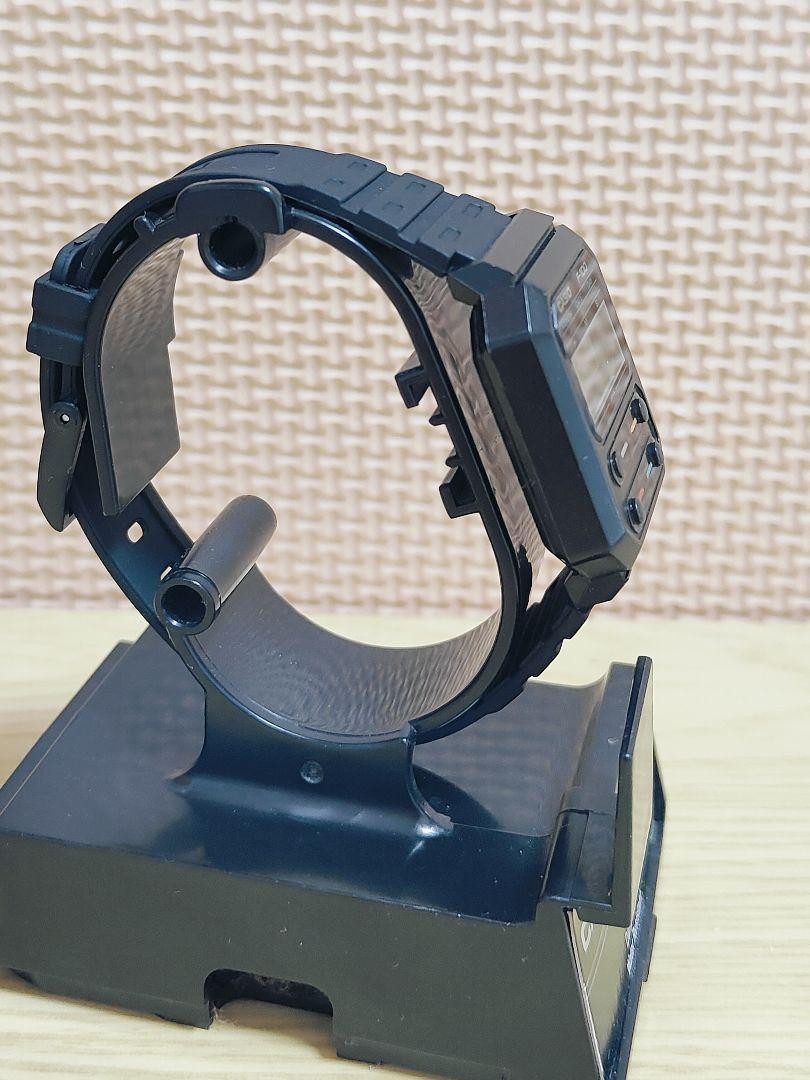 Casio F-100 Vintage 1978 Digital Watch Light & Durable Resin Case