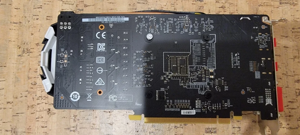 Tarjeta de gráficos MSI NVIDIA GeForce GTX 1060 3GB GDDR5 (GTX10603GTOC) Foto 4 de 4