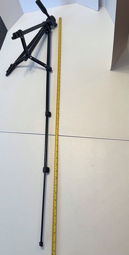Sunpak - TravelSmart 50 Camera Tripod 620-504B, Black EXCELLENT Condition - Picture 6 of 7