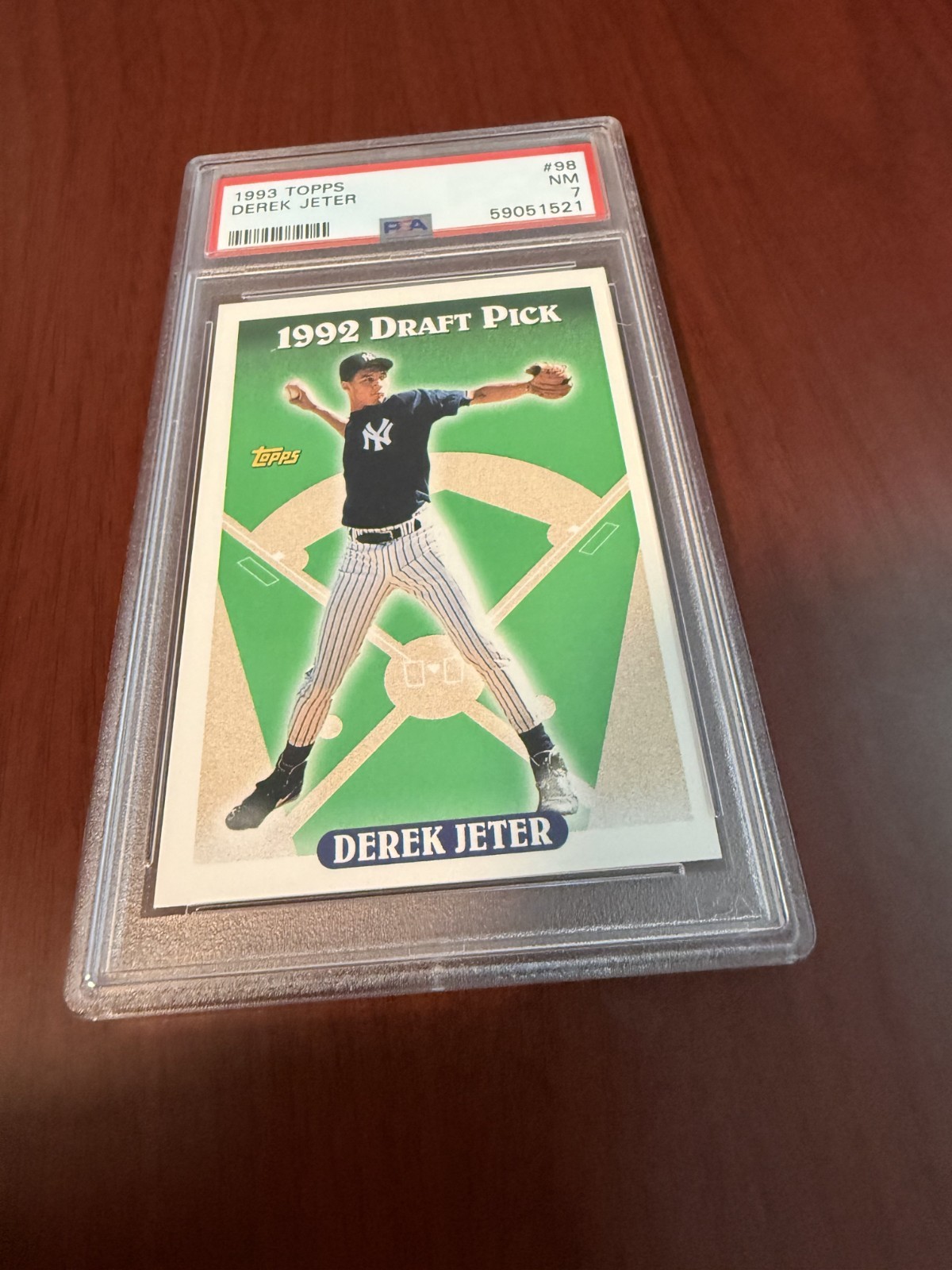 1993 Topps #98 Derek Jeter Rookie Card HOF. PSA 7 NRMT