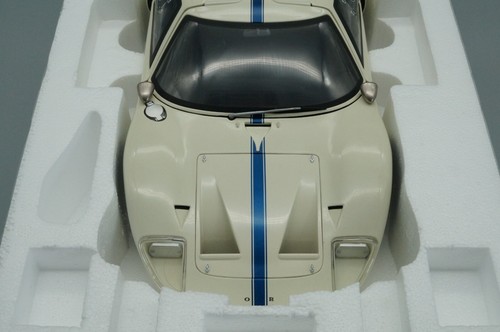 1/12 GMP G1201313 Ford GT40 Road Car WHITE 1 of 150 - DK500 -Defekt- - Bild 2 von 15