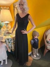 NWT WOMENS SIZE SMALL ASPEED BLACK FLOOR LENGTH GOWN             