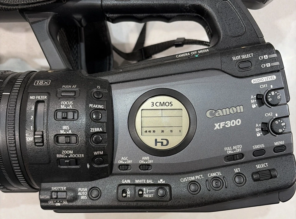 Canon XF300 A NTSC Professional HD In-Camera Recorder (CAMERA ONLY) - Image 4 of 4