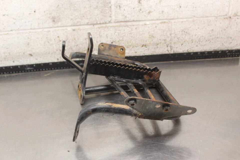 2000 Arctic Cat 300 4X4 LEFT FOOT REST STEP FOOTWELL FLOOR BOARD I106 Foto 2 de 4