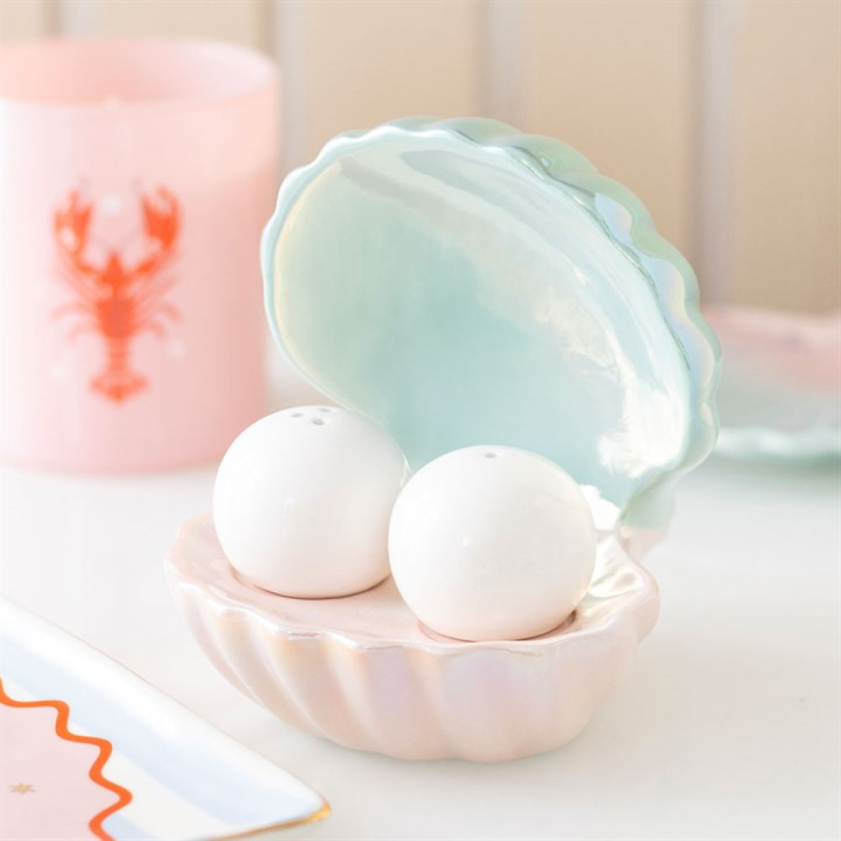 Iridescent Clam Shell Mermaid Salt and Pepper Shakers. Novelty Kitchenware