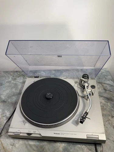 Technics SL-D2 direct drive turntable FOR PARTS OR REPAIR See Notes