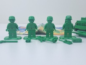 LEGO Disney Pixar Toy Story-7595- Army Men on Patrol- 100% COMPLETE w/instr.