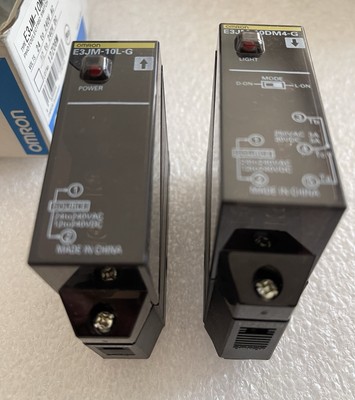 OMRON E3JM-10M4-G Sensor Fotoelektrisch